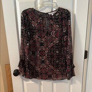 BCBGeneration Red and Black Ruffled Long Sleeve Blouse